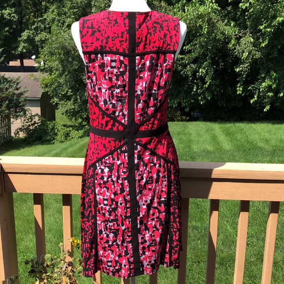 NWOT Just Taylor pink/black/gray dress - Picture 4 of 4